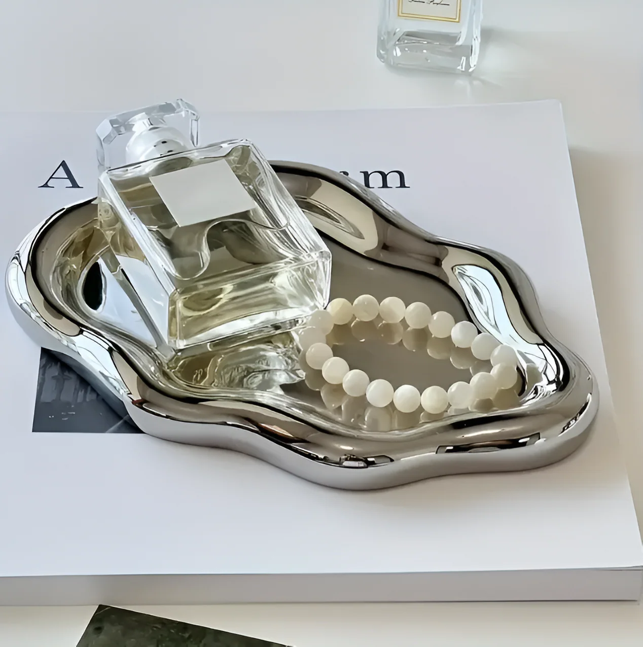 Neranthe - Elegant Wit Keramisch Sieradenschaaltje - Image 7